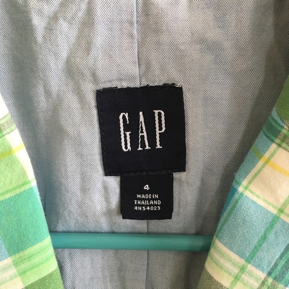 Gap plaid blazer. Super cute! Size 4 - Picture 4 of 4